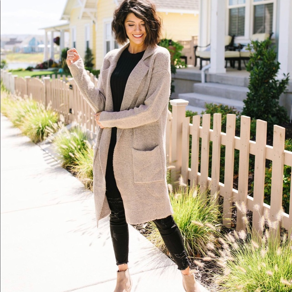 Entro Collared Sweater